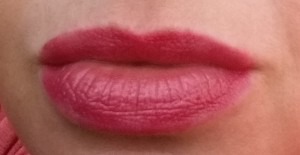 Bobbi Brown Nourihsing Lip Color - Bright Raspberry - Swatch on lips in natural light