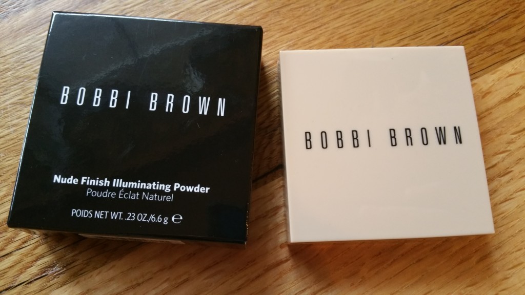 Bobbi Brown Nude Finish Illuminating Powder - Buff